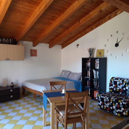 Casetta Gialla Giaveno Buitenkant foto